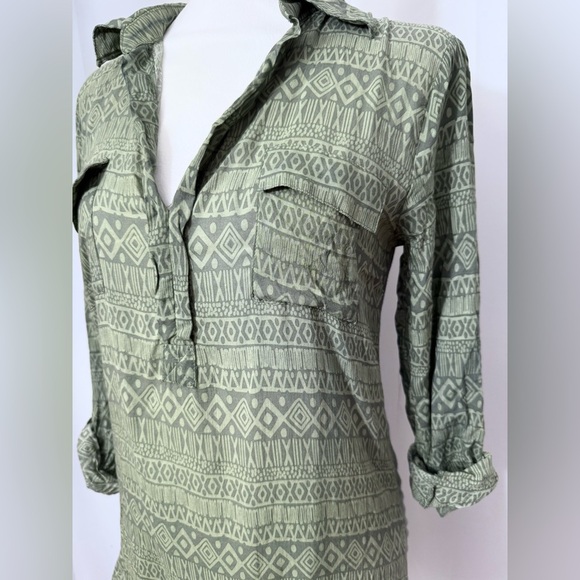 Poof Green Long Sleeve Collared V-Neck Tunic Dress With Aztec Print Stripes - Picture 2 of 10